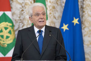 Mattarella incontra una rappresentanza della Marina Militare nella ricorrenza della Festa della Marina