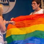La replica di Meloni all’attivista Lgbtq+: “Sei stato coraggioso”