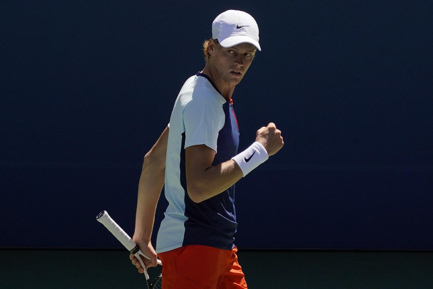 Us Open, Sinner vola agli ottavi