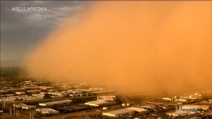 Usa: enorme tempesta di sabbia in Arizona