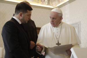 Papa Francesco in udienza con il presidente ucraino Zelenskyy