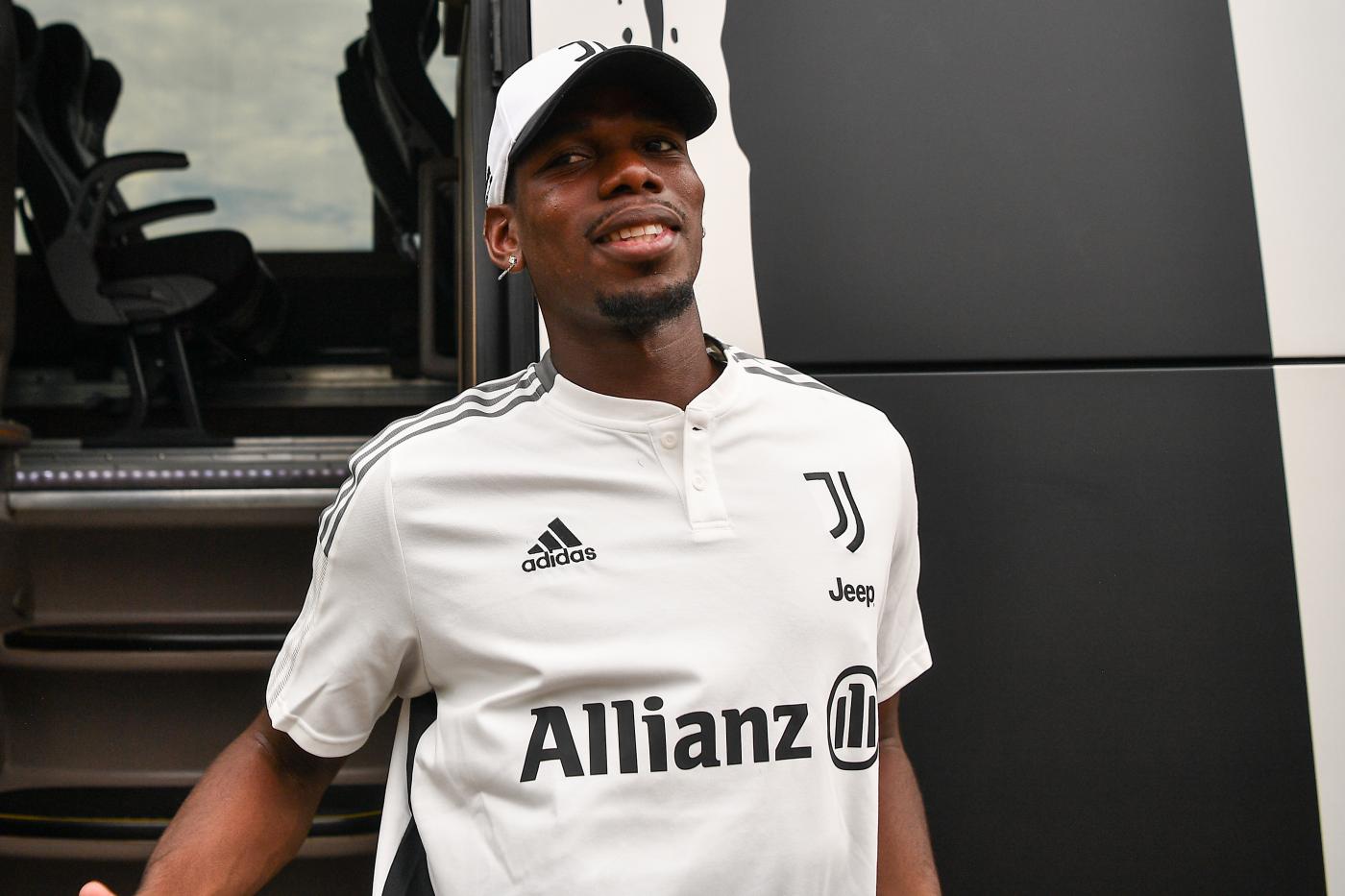 Juventus, Pogba si opera