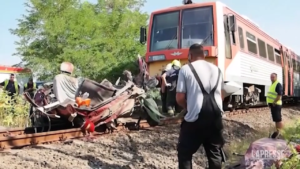 Ungheria, scontro tra treno e auto a un passaggio a livello: 5 morti