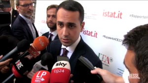 Gas, Di Maio: “Putin sta ricattando Europa, fissare il tetto a 80 euro”