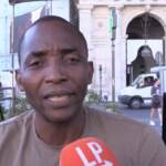 Migranti, Soumahoro: “Basta gridare all’avvento dei barbari”