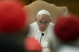 Vaticano, riunione dei Cardinali nell'Aula del Sinodo