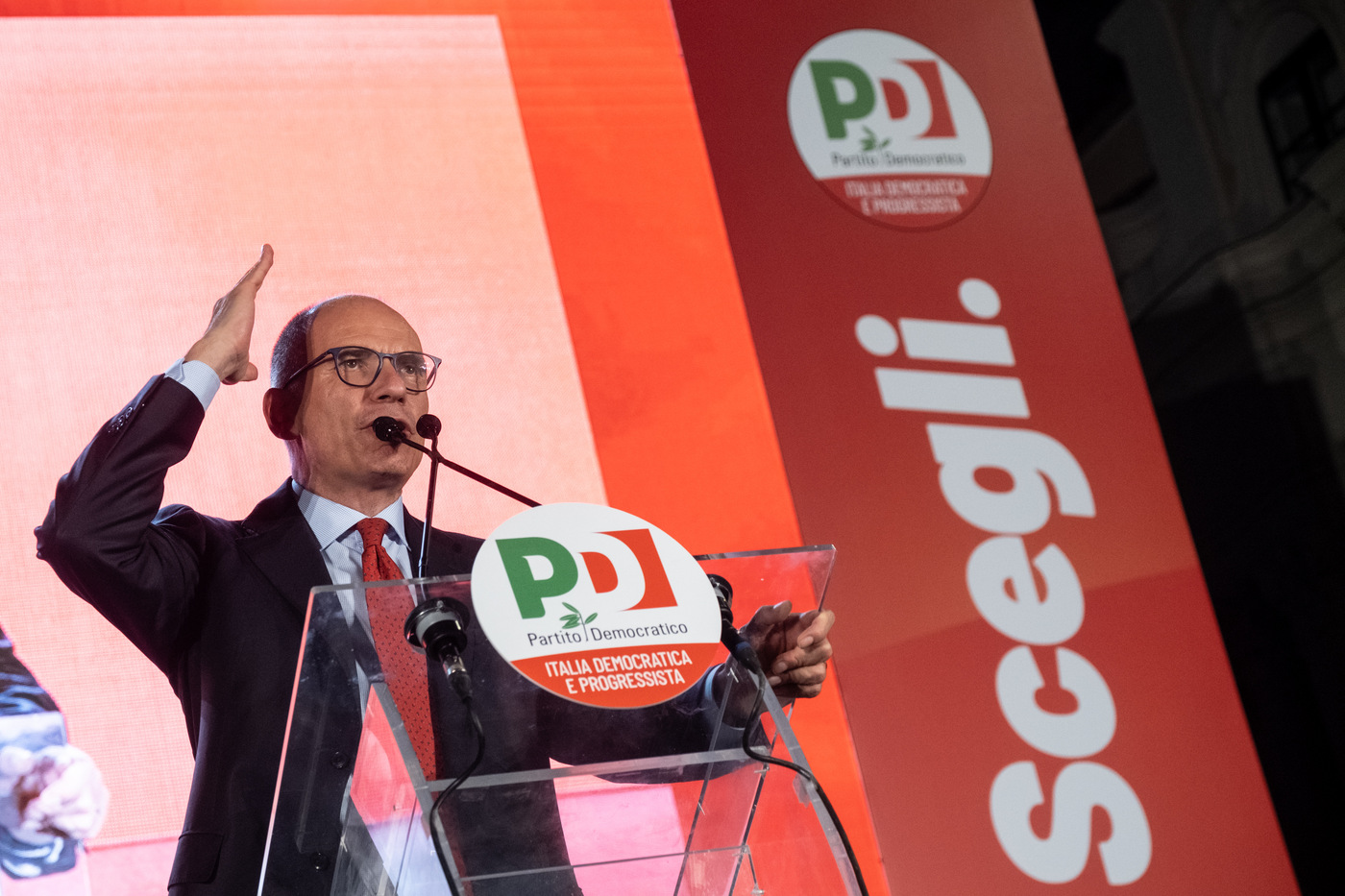 Elezioni, Letta: “Destra vuole cacciare Mattarella” Elezioni, Letta: “Destra vuole cacciare Mattarella”