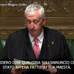 Regno Unito, speaker Camera: “Regina e famiglia reale in nostri pensieri”