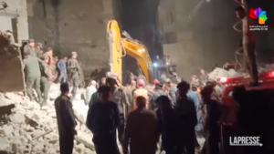 Siria: crolla edificio a Damasco, almeno 11 vittime tra cui 3 bambini