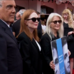 Venezia 79, solidarietà di Julianne Moore a Jafar Panahi incarcerato