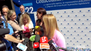 Caro energia, Meloni: “Tetto al prezzo del gas è la misura più efficace”