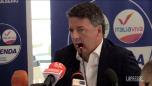 Elezioni, Renzi: “Forza Italia è in fase di implosione”