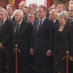 Carlo III proclamato formalmente re: “God save the king”