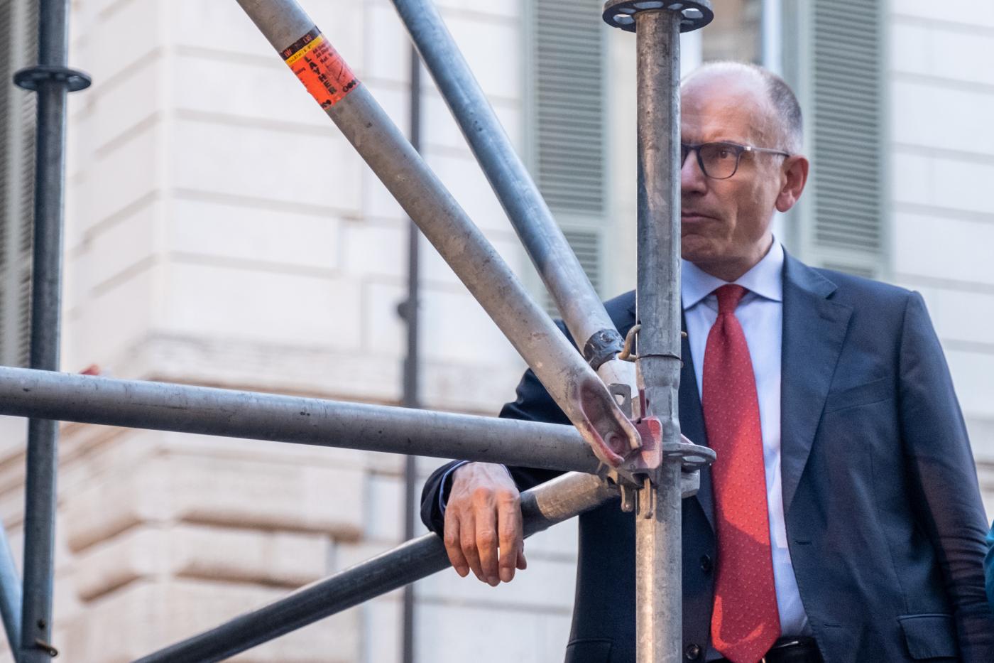 Bollette, Letta: “Giovedì in Aula per votare dl aiuti”