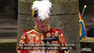 Regno Unito, Carlo III proclamato re di Scozia