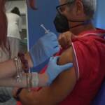 Covid, ripartono i vaccini