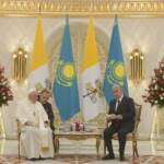 Papa, Francesco in Kazakistan: “In Ucraina folle e tragica guerra”