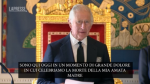 Regno Unito, re Carlo promette: “Lavorerò per pace Nord Irlanda”
