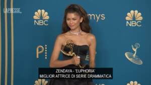 Emmy Awards: ‘Succession’ miglior serie tv, premi anche a Zendaya e Amanda Seyfried