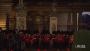 Elisabetta II, le prove delle truppe per i funerali della regina