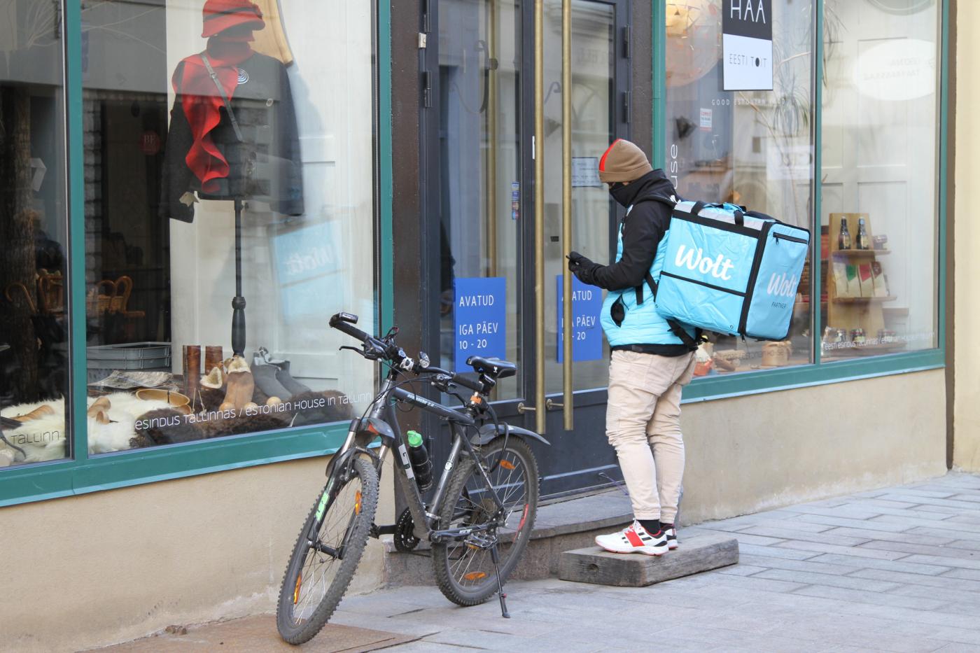 Lavoro, Parlamento Ue approva nuove regole su salario minimo