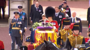 Elizabeth, funeral procession departed from Buckingham Palace to Westminster