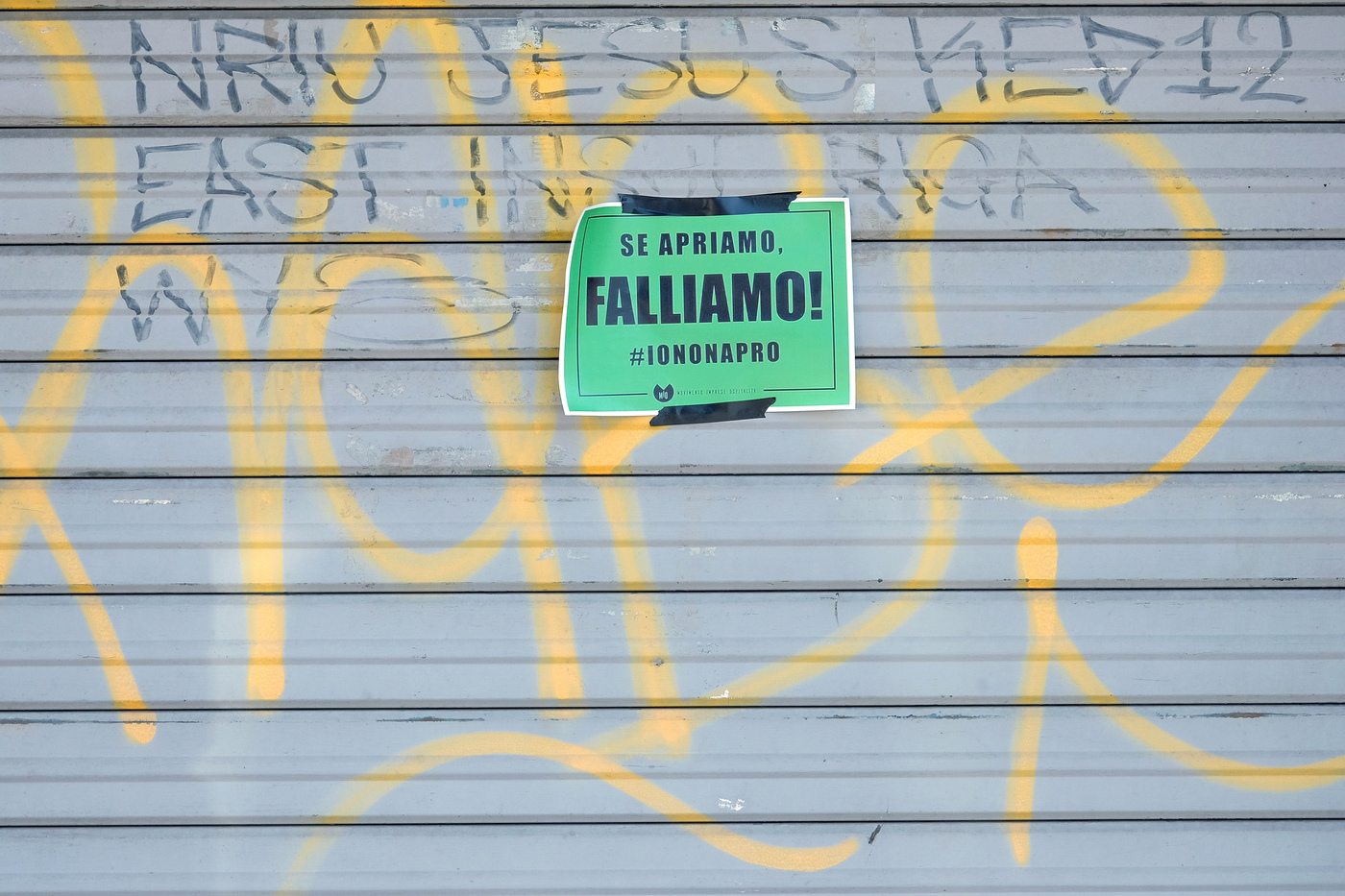 Confcommercio: “120mila negozi a rischio chiusura”