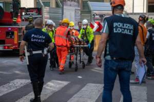 Milano, incidente sul lavoro in San Babila