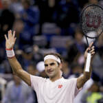 Tennis, Federer annuncia il ritiro