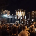 Armenia, manifestanti chiedono dimissioni del premier Nikol Pashinian