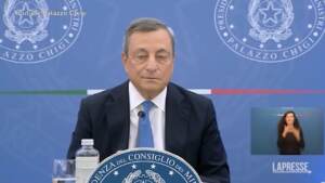 Ucraina, Draghi: “Sanzioni a Russia funzionano, non condividiamo idea Salvini”
