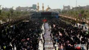 Iraq, migliaia di pellegrini celebrano la fine dell’Ashura a Kerbala