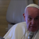 Elezioni, Papa: “Un grande politico non pensa alla poltrona”