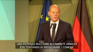 Scholz: “Putin cerca di ridisegnare i confini europei”