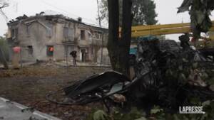 Ucraina, la città di Kharkiv bombardata durante la notte