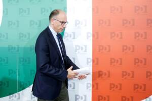 Elezioni, Letta: “Se vincesse la destra finirebbe la pacchia per l’Italia”