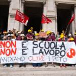 Incidenti lavoro, flash mob degli studenti dopo l’ultima vittima in Veneto