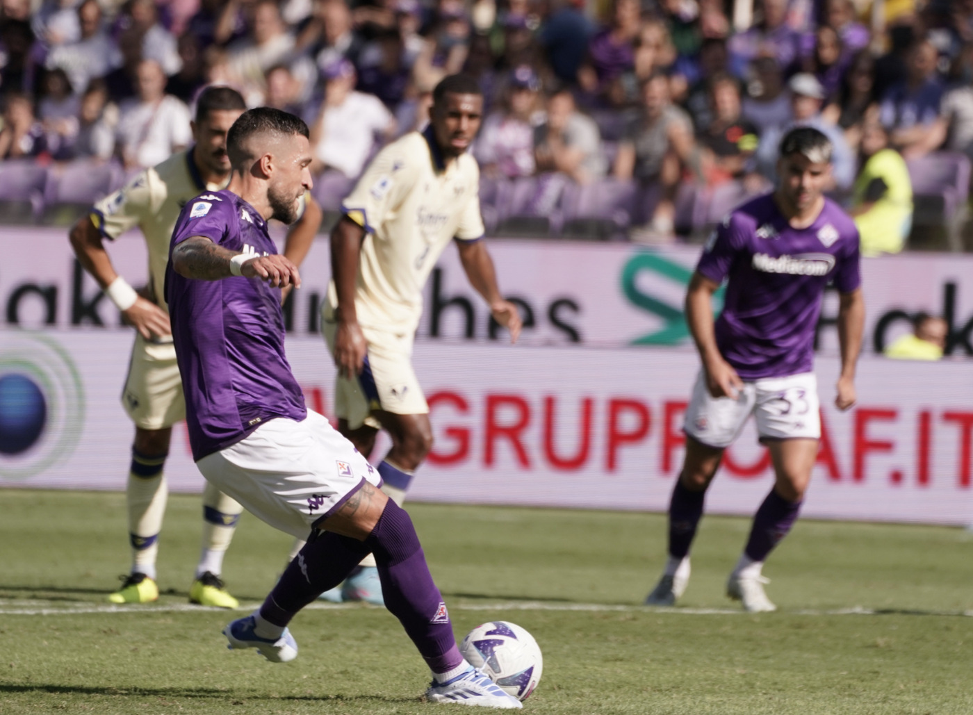Fiorentina-Verona 2-0, riscatto dei viola