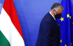 Ungheria, Ue taglia fondi per Stato di diritto. Orban cede