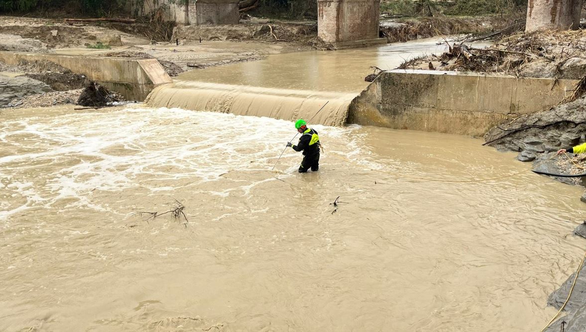 Alluvione Marche, ricerche dei due dispersi ancora senza esito Alluvione Marche, ricerche dei due dispersi ancora senza esito