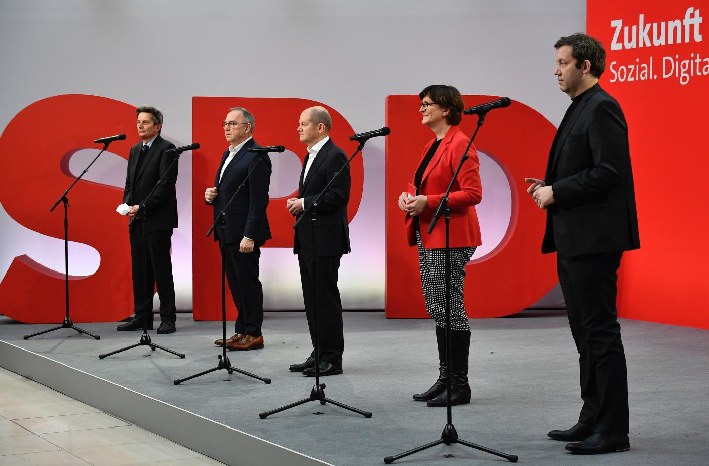 Elezioni, Berlino non vuole “la post-fascista Meloni”