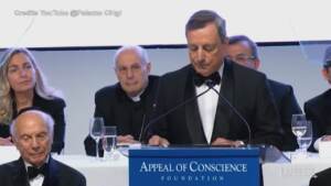 Governo, Draghi: “Modo in cui affronteremo autocrazie definirà nostro futuro”
