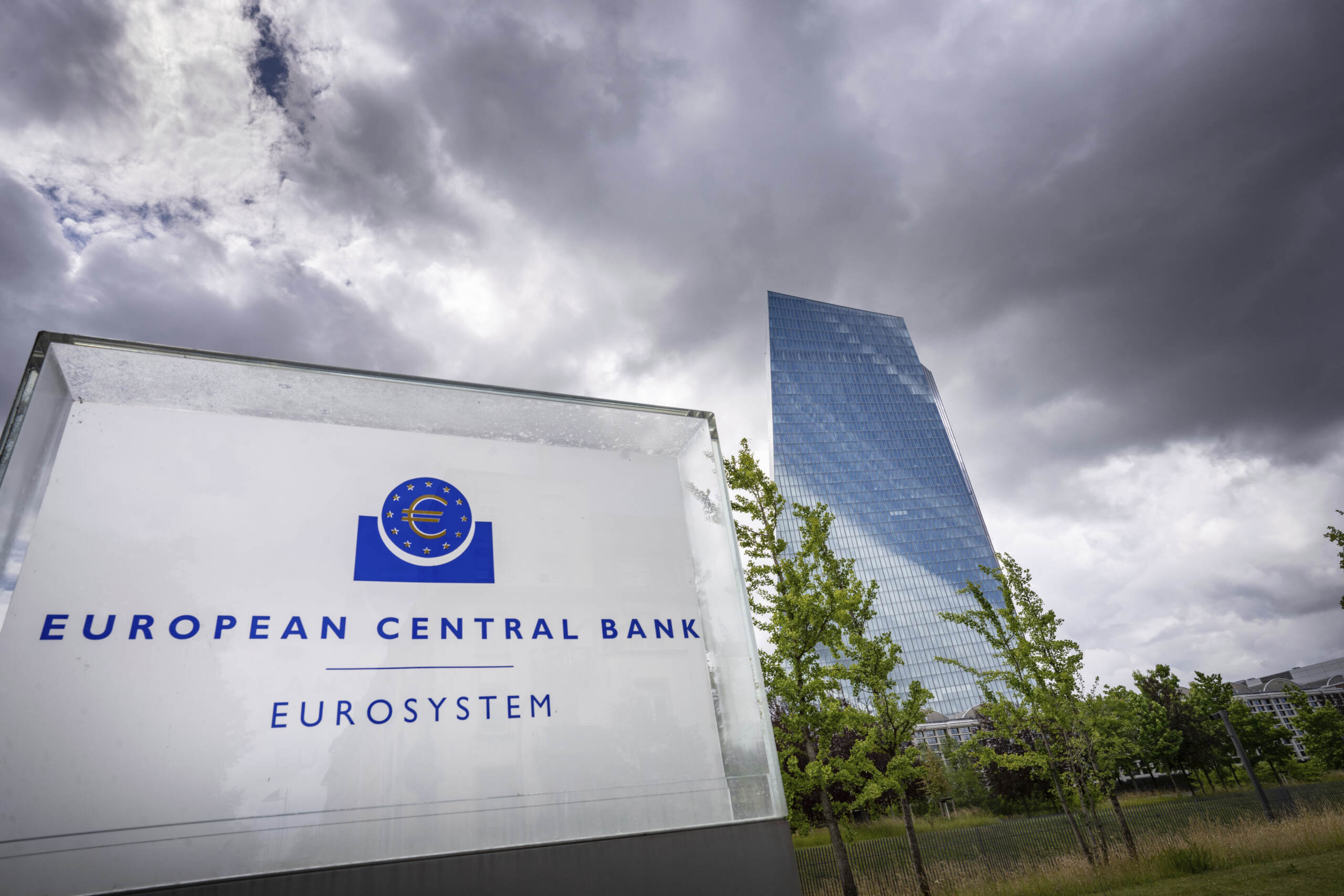 Bce: “Spread Italia volatile con acuirsi crisi politica interna” Bce: “Spread Italia volatile con acuirsi crisi politica interna”