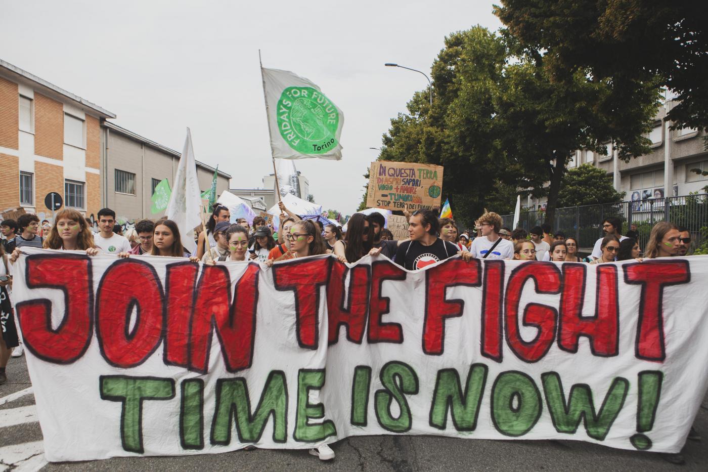 Clima, studenti in piazza in tutta Italia per il Global Strike for Climate