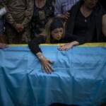 Ucraina, inchiesta Onu: commessi crimini di guerra, bambini stuprati e torturati