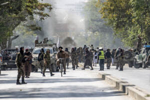 Afghanistan, esplosione vicino a una moschea a Kabul
