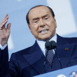 Ucraina, Berlusconi: “Putin voleva solo sostituire il governo Zelensky con persone perbene”