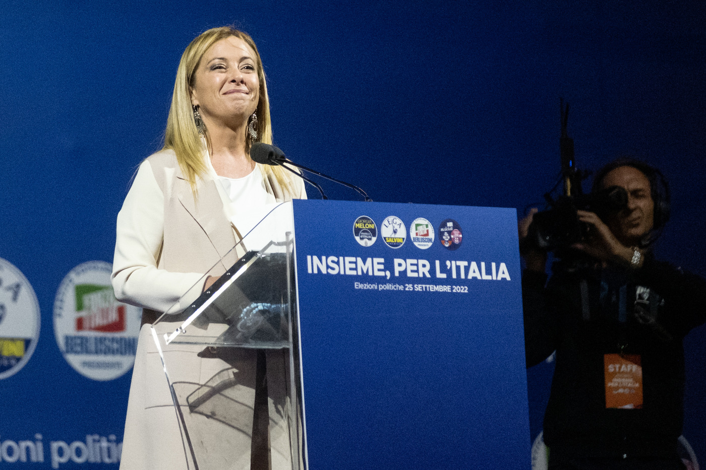 Berlusconi, Meloni: “Suo pensiero malinterpretato” Berlusconi, Meloni: “Suo pensiero malinterpretato”