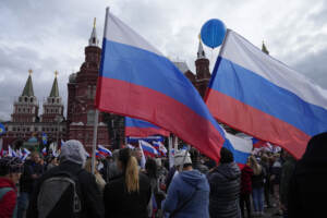 Ucraina, l’accusa di Mosca: “Usa spingono Kiev ad attaccarci”