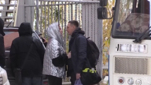 Russia reservist nearly in tears: “The hardest thing is saying goodbye to children”
